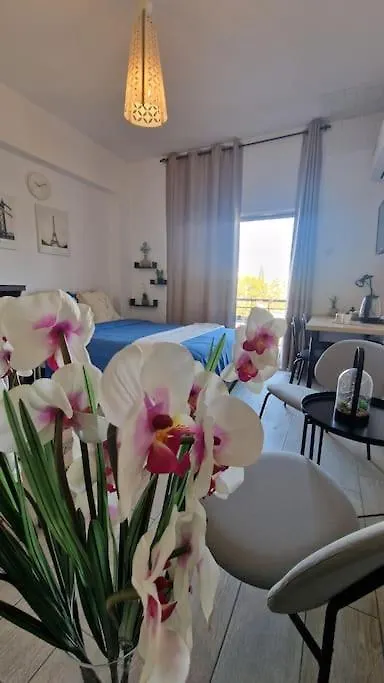 Studio C Larnaca City Center Appartement